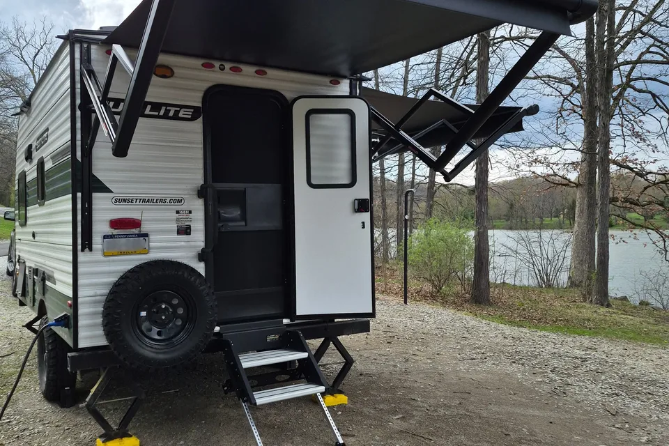 Adventure Ready 2025 16 Foot Camper