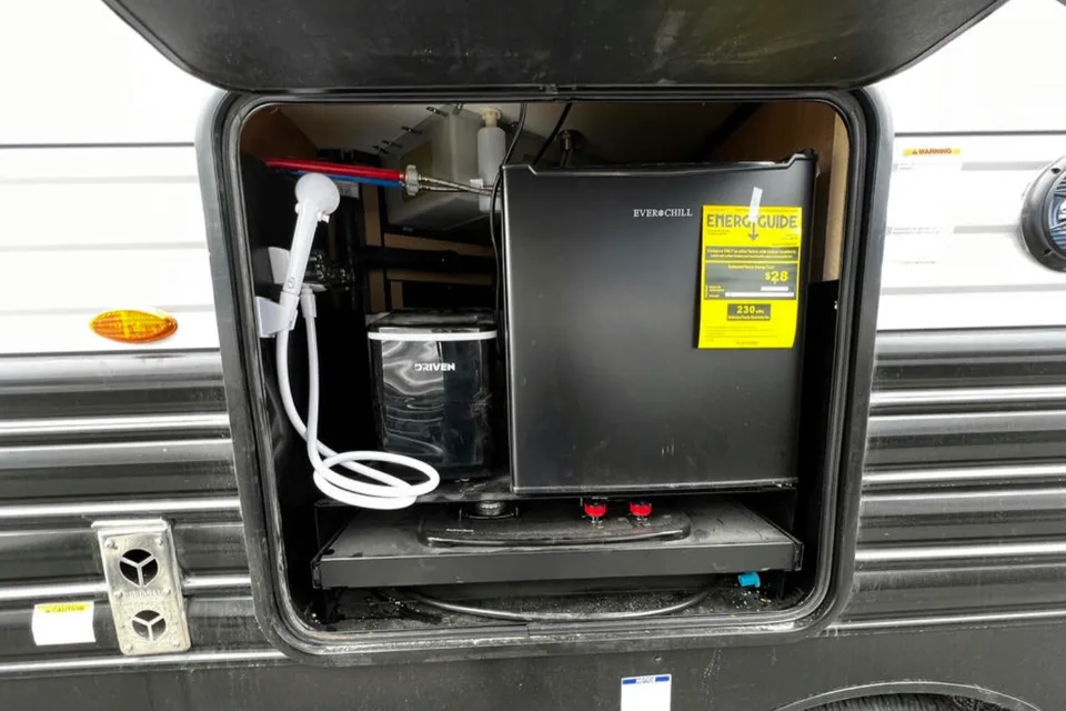 9 person - Family friendly and lots of room