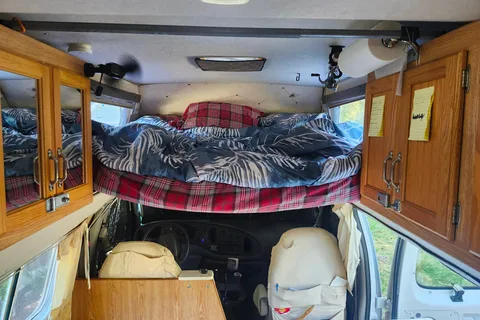 Kailen's Okanagan class b Campervan