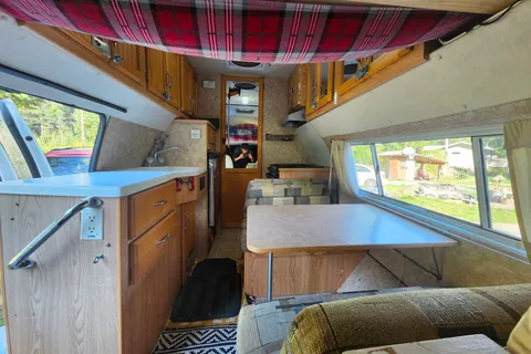 Kailen's Okanagan class b Campervan