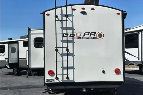 2024 Geo Pro 20BHS 21ft | Family Bunkhouse | Sleeps 6 | Lightweight | Hitch Included | Irvine