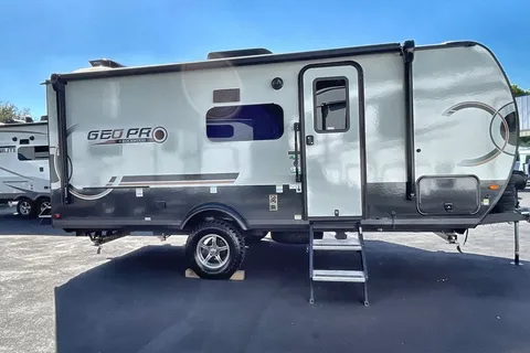 2024 Geo Pro 20BHS 21ft | Family Bunkhouse | Sleeps 6 | Lightweight | Hitch Included | Irvine