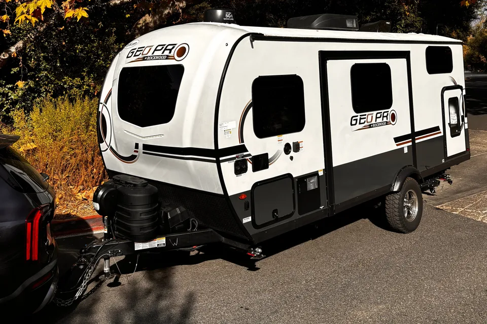 2024 Geo Pro 20BHS 21ft | Family Bunkhouse | Sleeps 6 | Lightweight | Hitch Included | Irvine