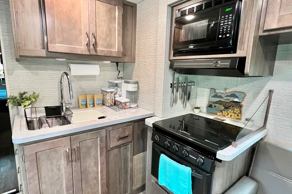 Kind Spirit Adventures | Class C Winnebago Sleeps 7