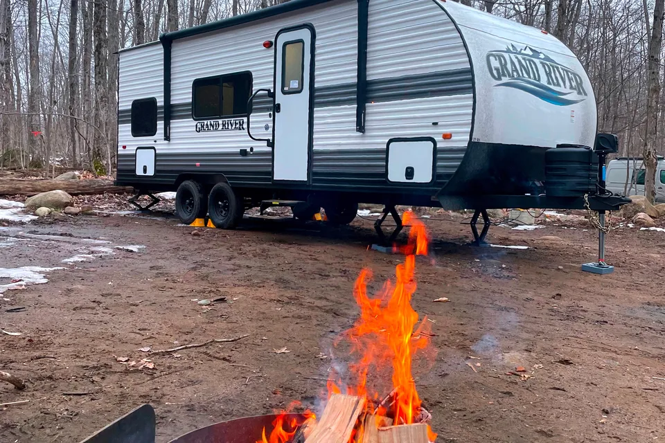 Grand River 25BH Travel Trailer