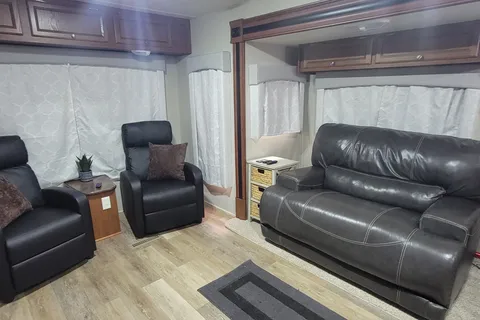 Home away from home!  Jayco 32 Travel Trailer