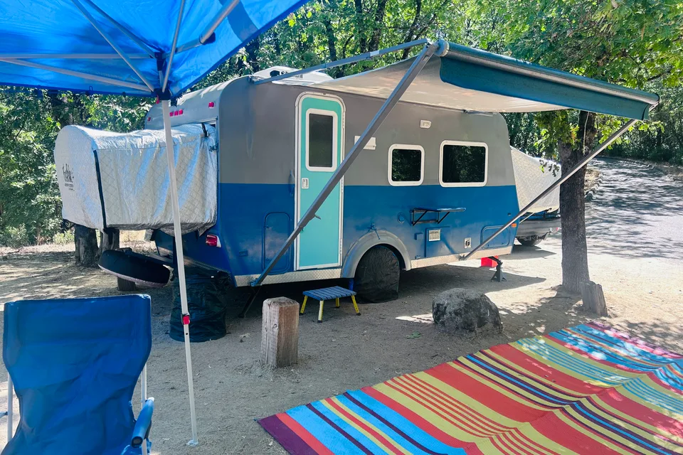Retro Vintage Hybrid Trailer + Extras Delivery Only