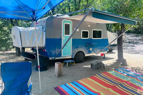 Retro Vintage Hybrid Trailer + Extras Delivery Only