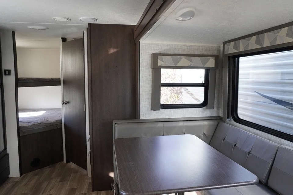 Daniel's Keystone Wildwood 243BHXL Travel Trailer
