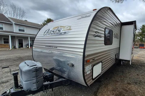 Dominic Shasta Oasis 25r Roulotte