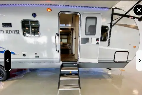 Jackson’s Getaway Rental Bunkhouse Travel Trailer