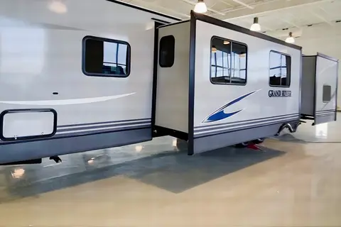 Jackson’s Getaway Rental Bunkhouse Travel Trailer