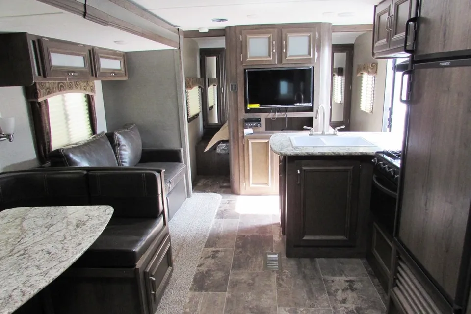 Passport Ultra Light | Driftwood Vacation