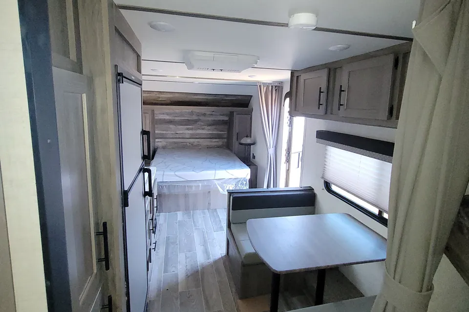 2022 Grand River 26BH Travel Trailer