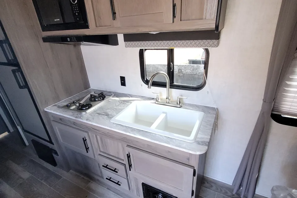 2022 Grand River 26BH Travel Trailer