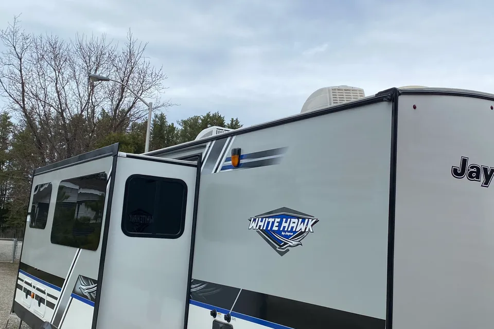 Norm's Jayco WhiteHawk Travel Trailer