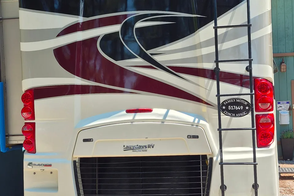 jim's Coachman sportscoach 339ds Class A