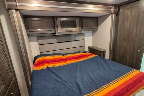 jim's Coachman sportscoach 339ds Class A