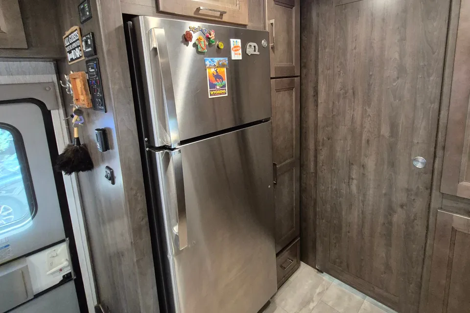 jim's Coachman sportscoach 339ds Class A