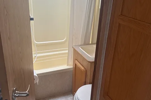 Mike's Travelaire RW264 Fifth Wheel