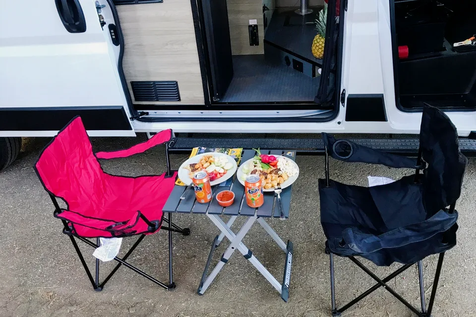 2022 Winnebago Solis-4 seats, 4 sleeps