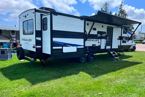 Modern family home on wheels