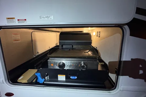 We Deliver | Family Adventure RV | 2025 Thor Quantum SE | Starlink | Sleeps 5