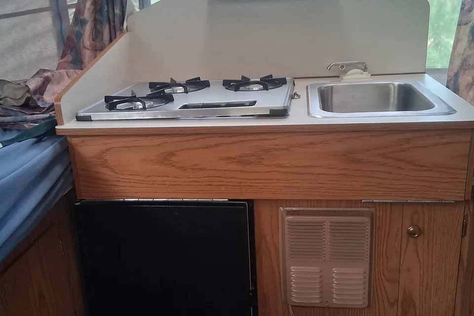 1996 Bonair Tent Trailer