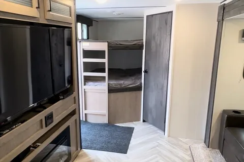 Kampii Travel Trailer “We deliver, Set-up, and Pick-up”