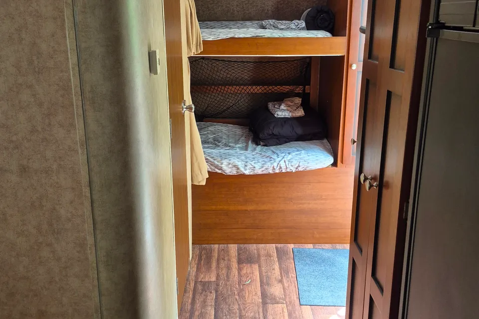 Kodiak Dutchman 240KSSL