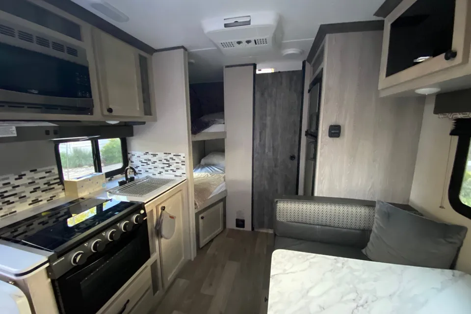[64] Stress Free RVs - Modern Bunk (SUV Towable)