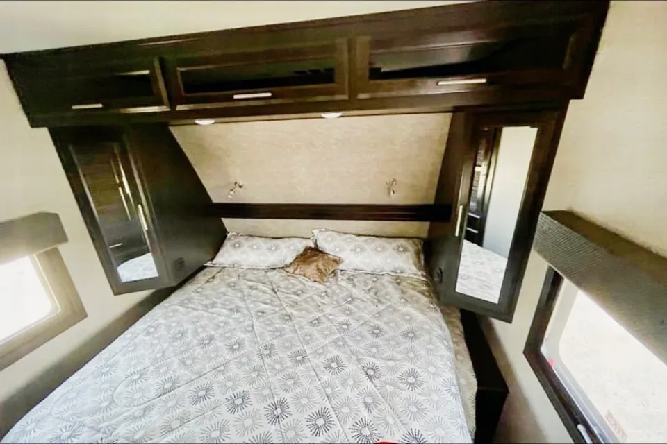Jaimie's Jayco Eagle Paradise