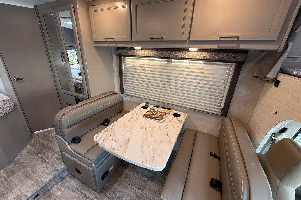Brand new 2026 Thor Chateau 24ft. with free private shuttle -Luis