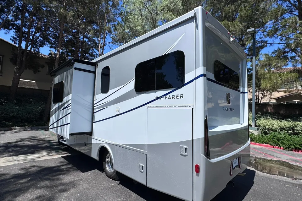 ㉦ Tiffin Truffle ㉦ Luxury Mercedes Sprinter 💎 Low Miles 💎