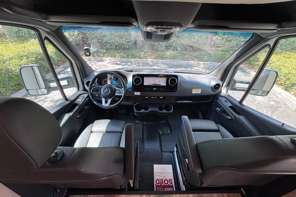 ㉦ Tiffin Truffle ㉦ Luxury Mercedes Sprinter 💎 Low Miles 💎