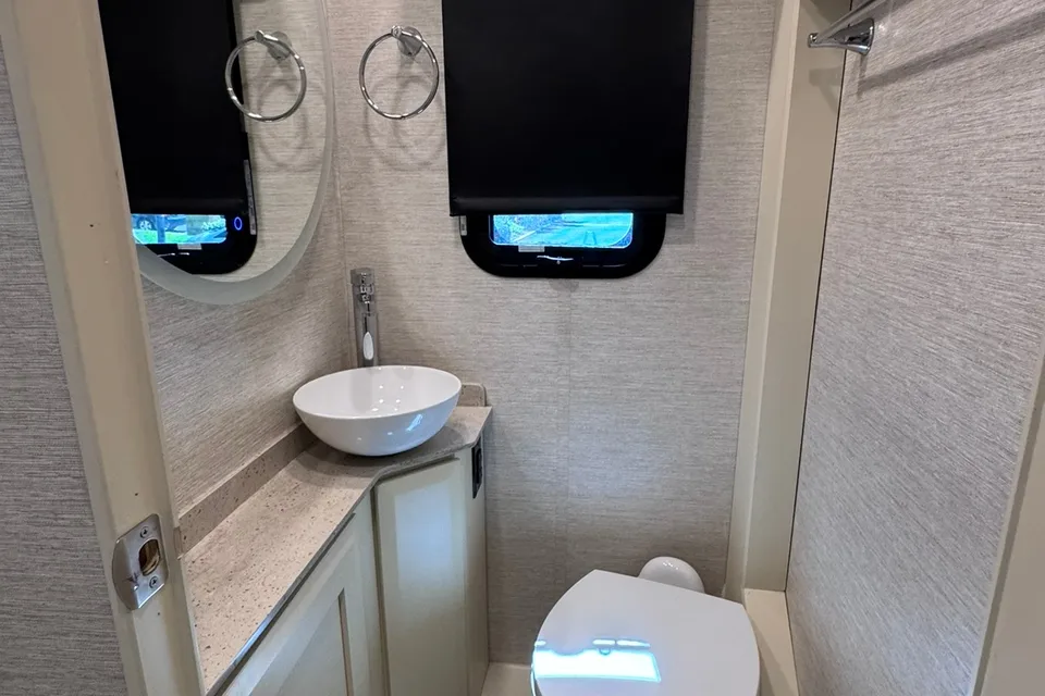 ㉦ Tiffin Truffle ㉦ Luxury Mercedes Sprinter 💎 Low Miles 💎