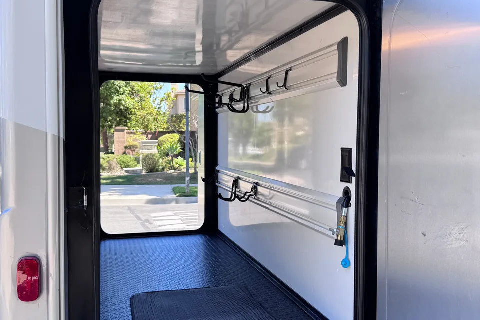 ㉦ Tiffin Truffle ㉦ Luxury Mercedes Sprinter 💎 Low Miles 💎