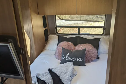 Airstream Bunkhouse