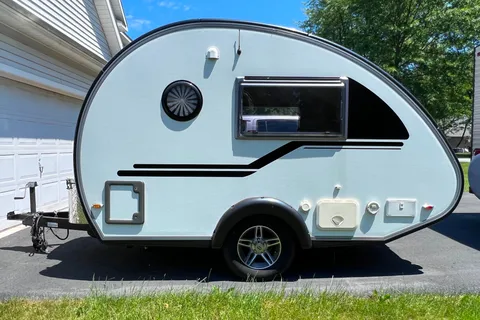 Ron & Joanne’s nuCamp Tab 320 Travel Trailer