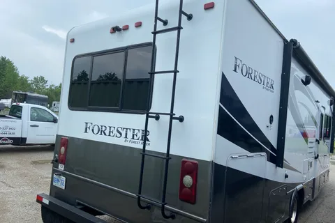 Goce's Forest River 3500 Class C
