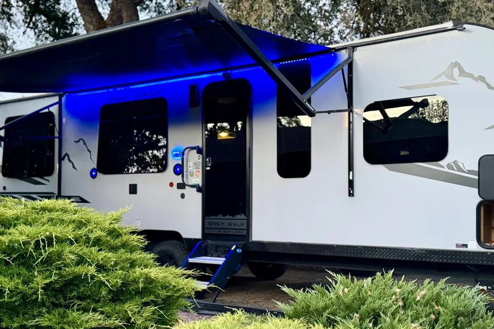 2022 Premium Black Label Toy Hauler | Patio Lounge | Camp-Ready Delivery