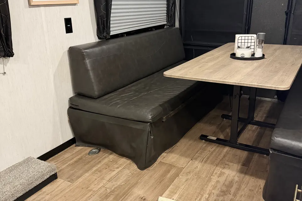 2022 Premium Black Label Toy Hauler | Patio Lounge | Camp-Ready Delivery