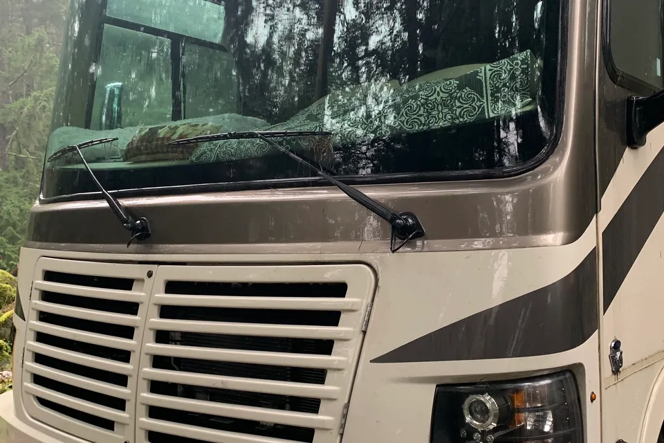 Mark's Coachmen Pursuit Class A