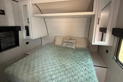 New Farmhouse Jayco Flight SLX Travel Trailer