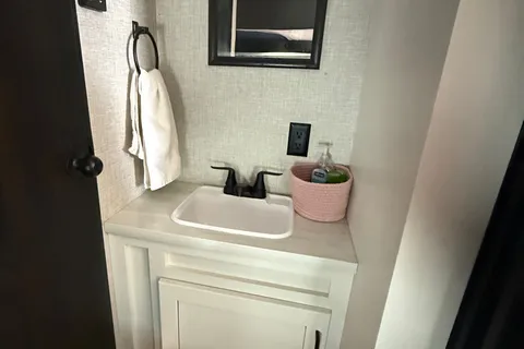 New Farmhouse Jayco Flight SLX Travel Trailer