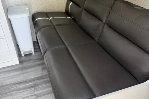 New Farmhouse Jayco Flight SLX Travel Trailer