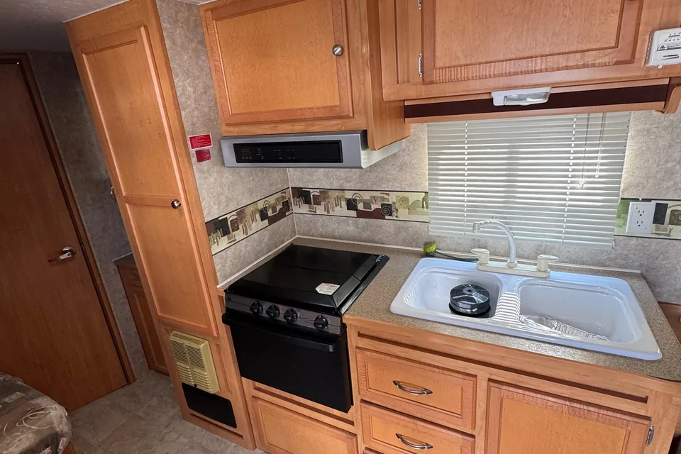 Zachary's Perfect WT185 Trailer for Any Adventure