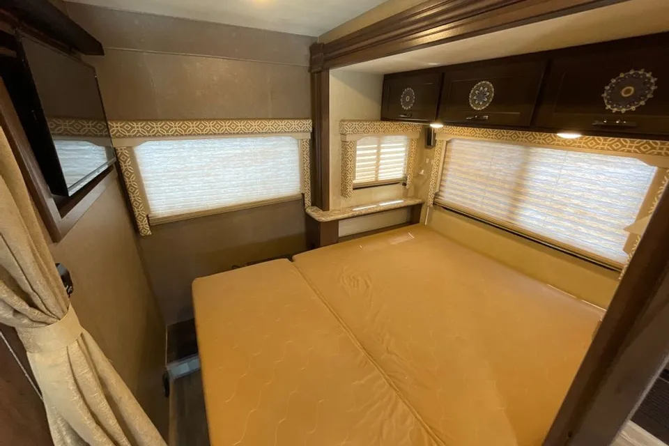 Jack's Thor Motor Coach Freedom Elite Class C