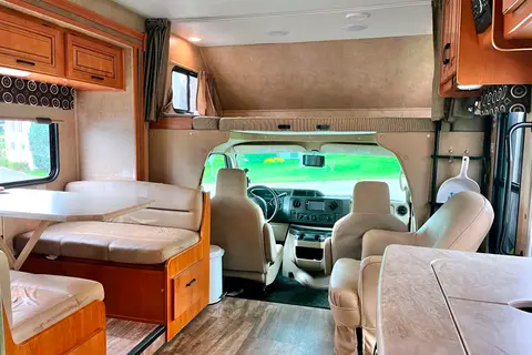 Enjoy the Aventure 27'
