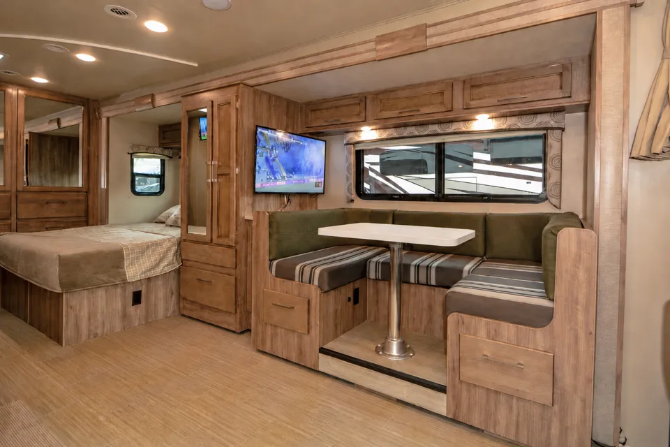 Meet "Bugsy": Easy-Driving Entegra Odyssey 24b